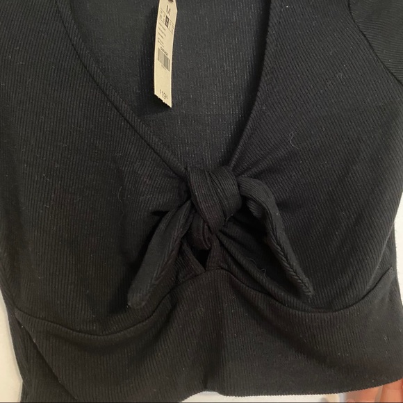 Garage crop top - Picture 2 of 3